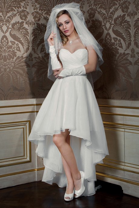 Robe de mariée originale courte devant