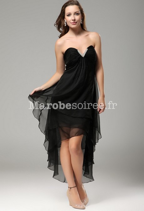 Robe ouverte derriere