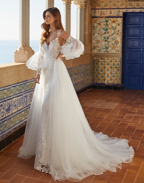 Robe avec dentelle 2023