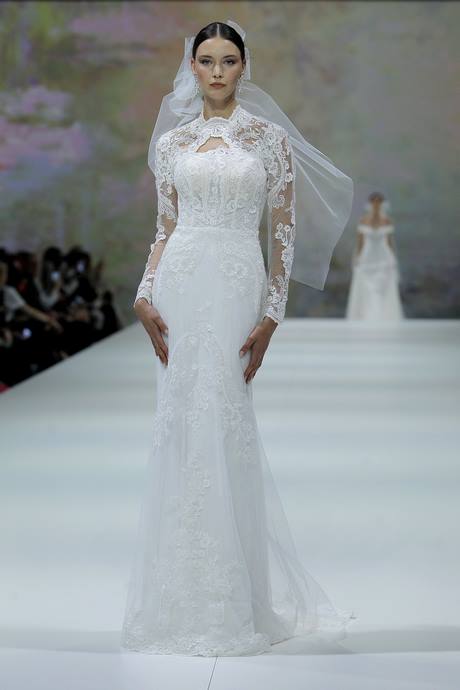 Robe de mariée 2023 courte