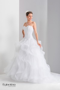 Robe de mariée longue droite