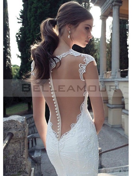 Robe mariée col v dentelle