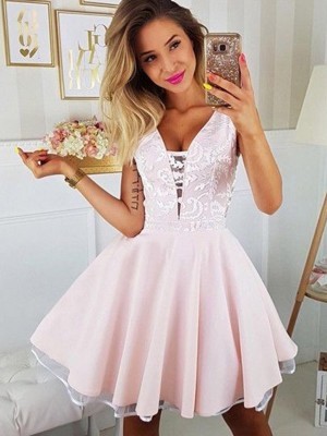 Robe de bal courte 2020