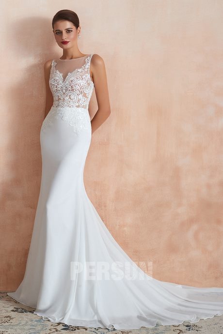 Robe en dentelle 2020