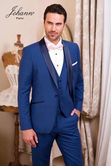 Costume bleu marine pour mariage