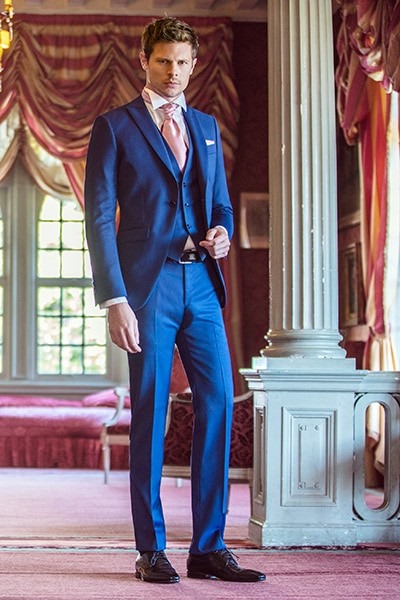 Costume bleu roi mariage