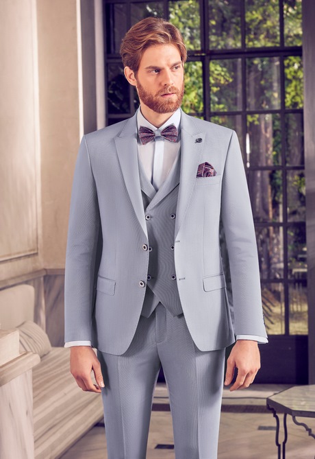 Costume de mariage classe