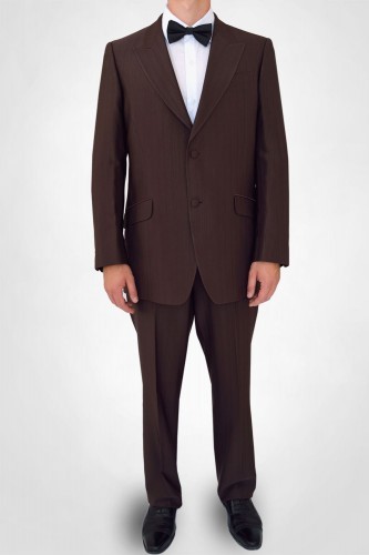 Costume de mariage marron