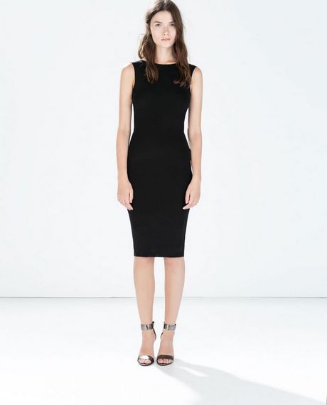 Petite robe noire zara