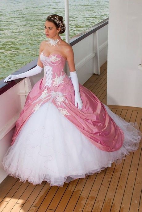 Robe mariee blanche et rose