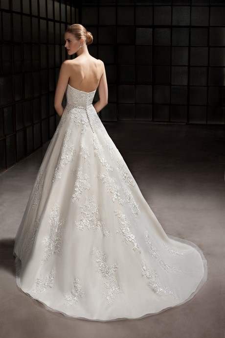 Robe de mariée cosmobella 2017