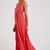 Robe rouge hiver 2022